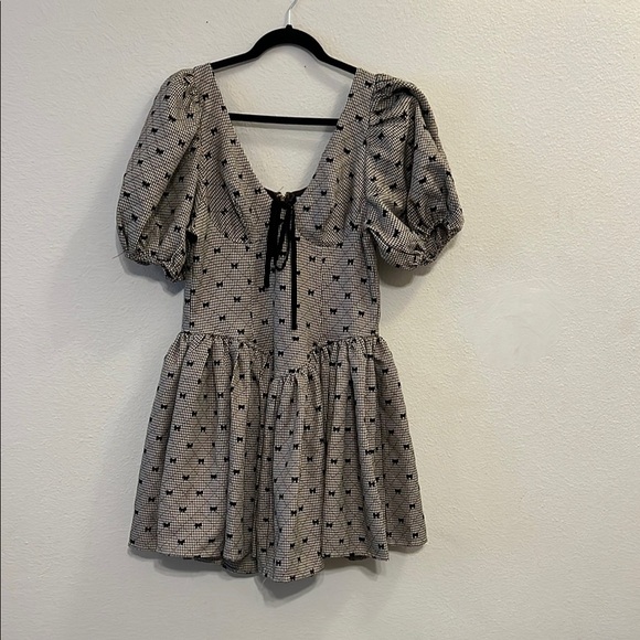 Black and White Patterned Dress - Picture 1 of 6
